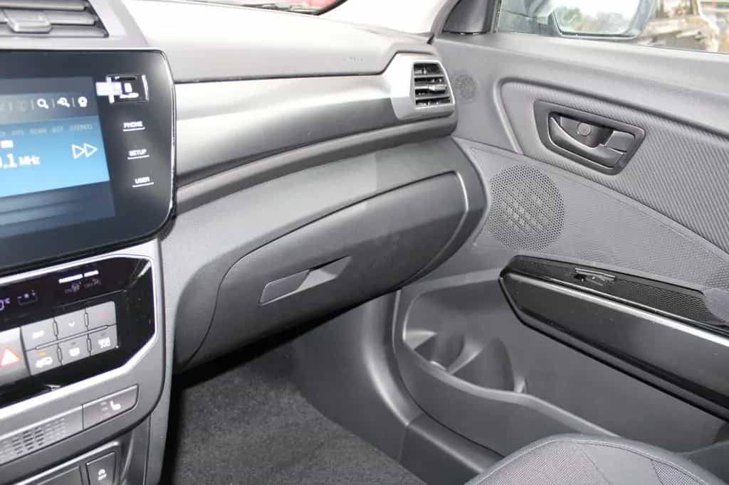 KGM Tivoli 1.5 T-GDI Essential Automatik null-photo-18