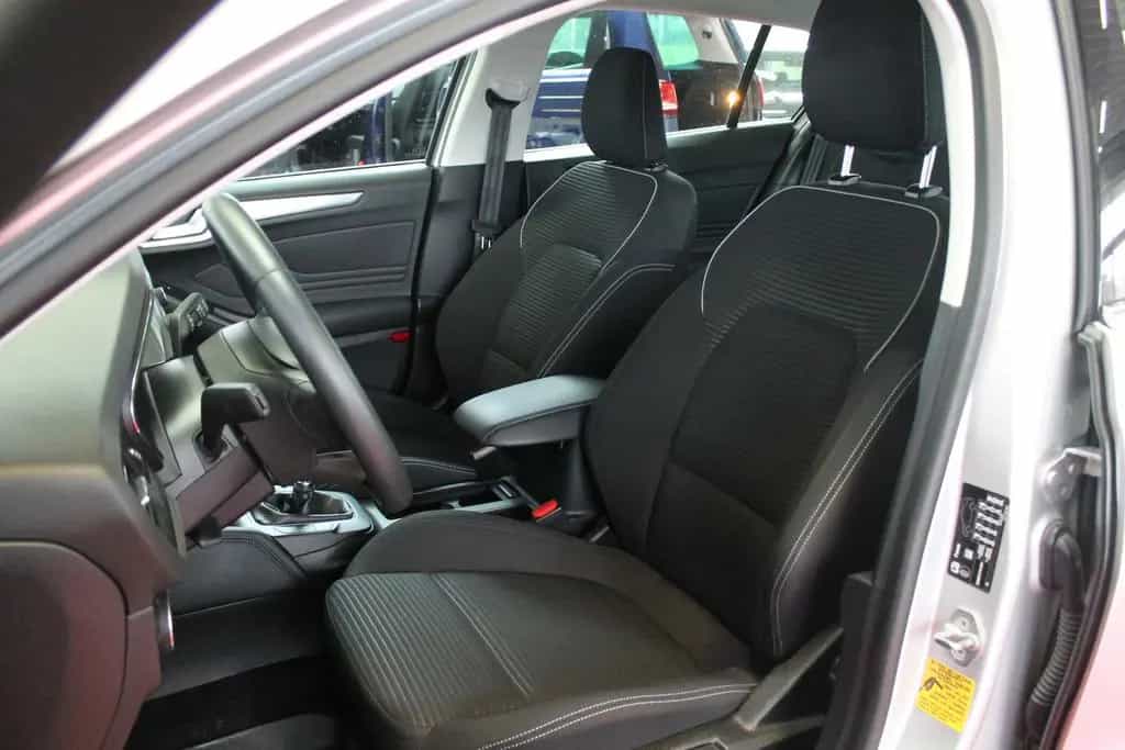 Ford Focus Erdgas / Benzin Standheizung ACC RFK 11/2019-photo-11
