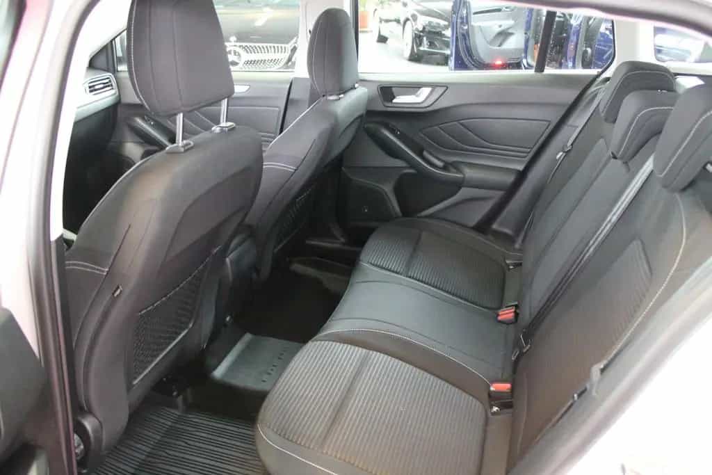 Ford Focus Erdgas / Benzin Standheizung ACC RFK 11/2019-photo-19