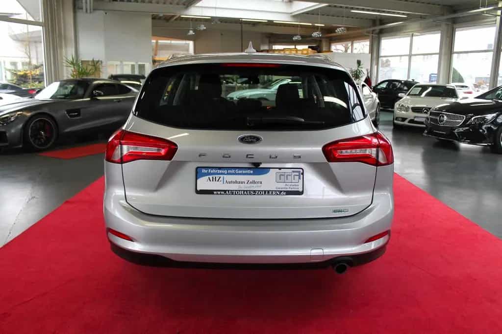 Ford Focus Erdgas / Benzin Standheizung ACC RFK 11/2019-photo-3