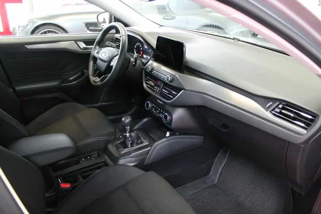 Ford Focus Erdgas / Benzin Standheizung ACC RFK 11/2019-photo-9