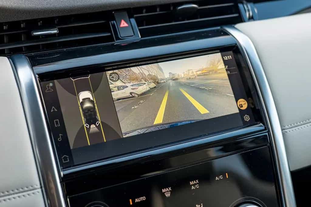 Land Rover Discovery Sport Dynamic SE AWD 04/2022-photo-25