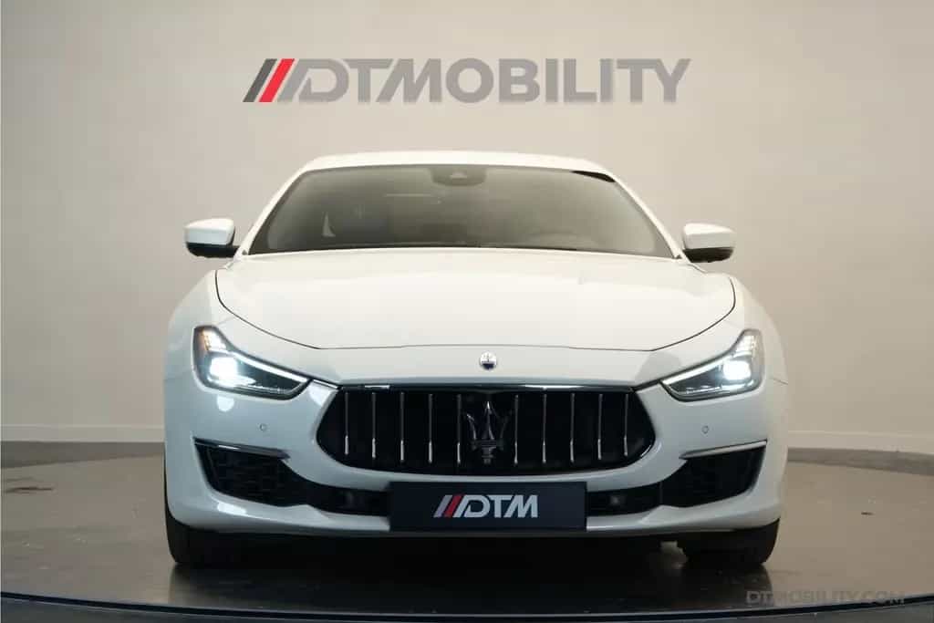Maserati Ghibli 3.0 V6 D GranLusso | Zegna interieur | Bo 09/2018-photo-10