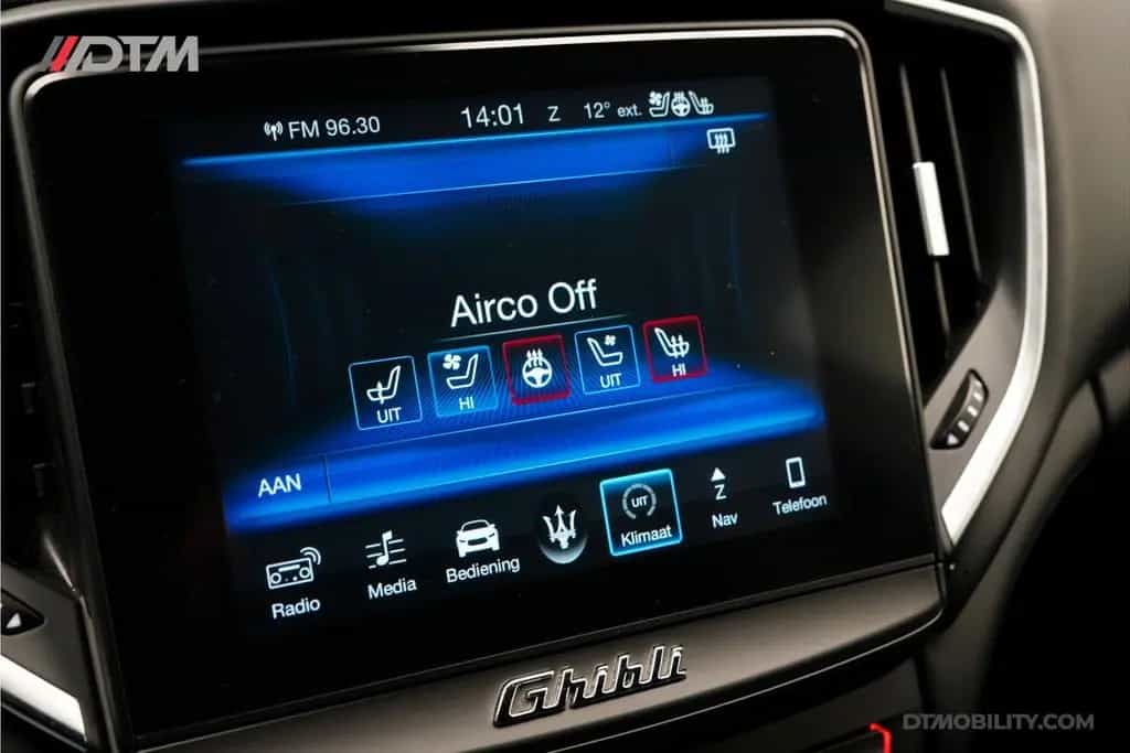 Maserati Ghibli 3.0 V6 D GranLusso | Zegna interieur | Bo 09/2018-photo-35