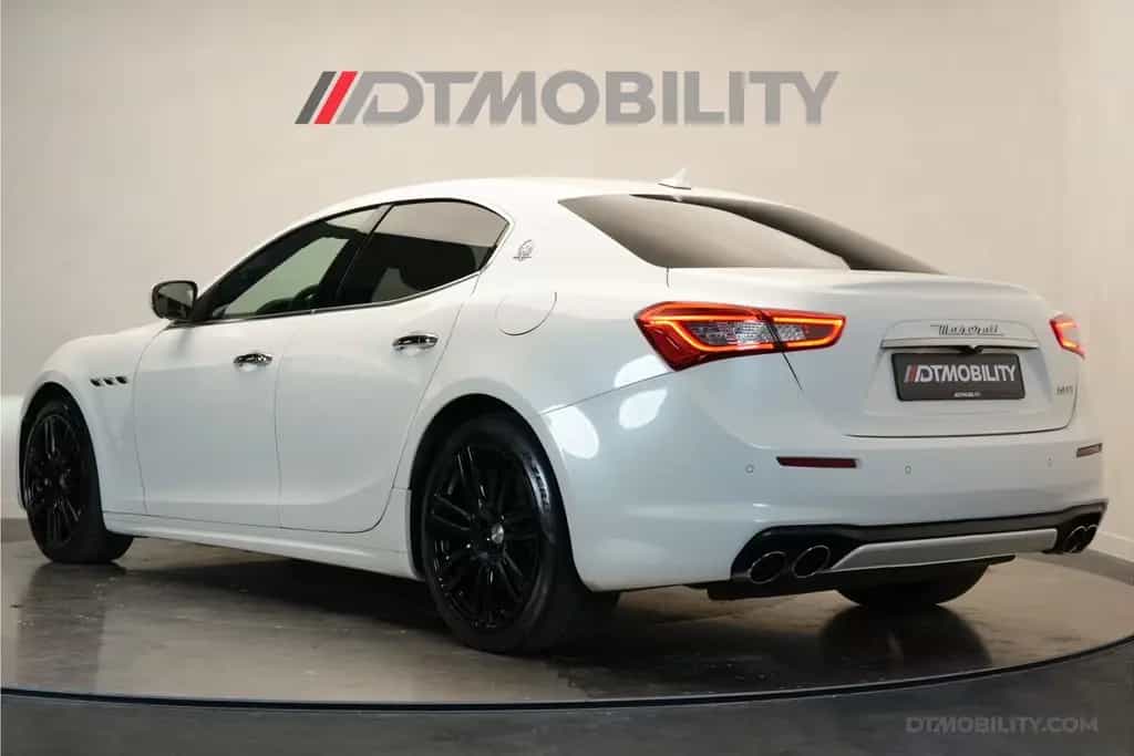Maserati Ghibli 3.0 V6 D GranLusso | Zegna interieur | Bo 09/2018-photo-5