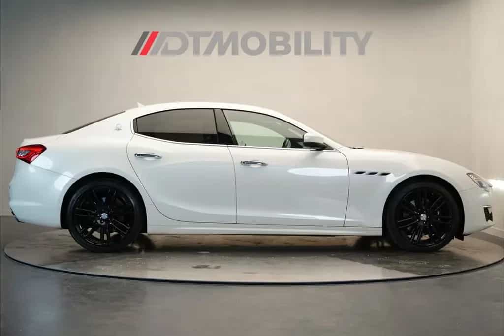 Maserati Ghibli 3.0 V6 D GranLusso | Zegna interieur | Bo 09/2018-photo-9