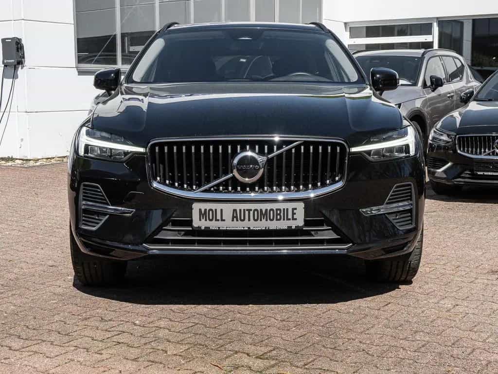 Volvo XC60 Momentum Pro 2WD Digitales Cockpit Soundsys 07/2021-photo-2