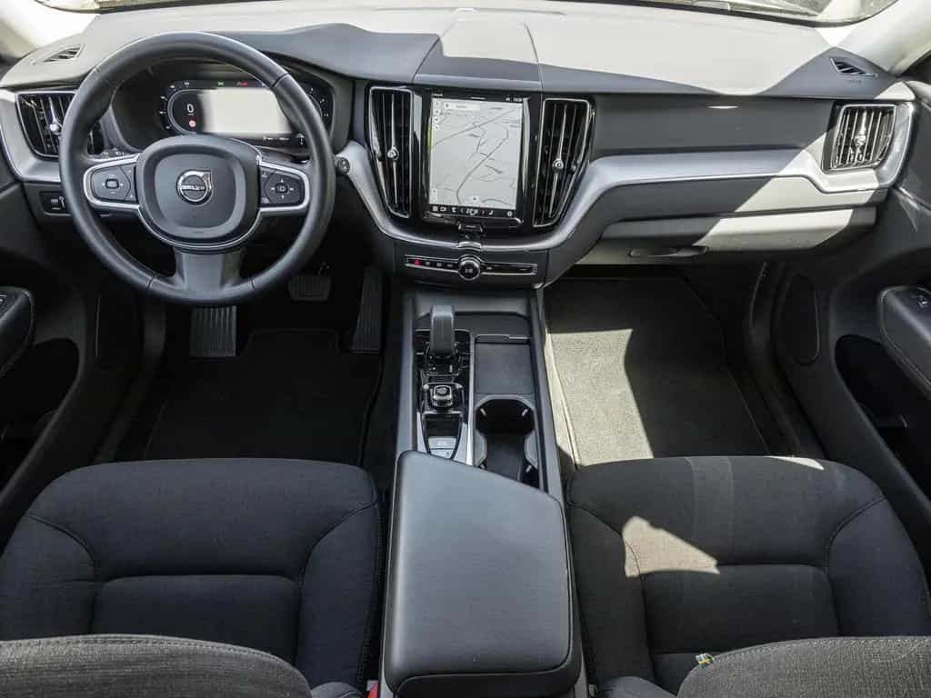 Volvo XC60 Momentum Pro 2WD Digitales Cockpit Soundsys 07/2021-photo-8