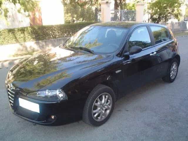 Alfa Romeo 147 1.9 JTD 115CV 5p. Impression 03/2005-photo-1