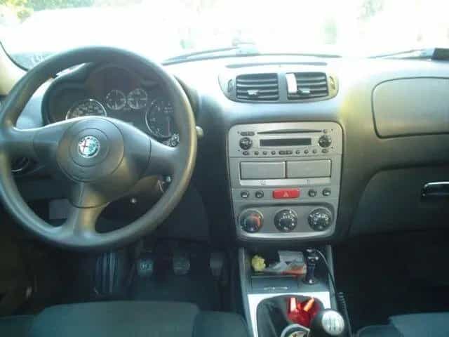 Alfa Romeo 147 1.9 JTD 115CV 5p. Impression 03/2005-photo-5