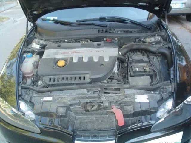 Alfa Romeo 147 1.9 JTD 115CV 5p. Impression 03/2005-photo-9