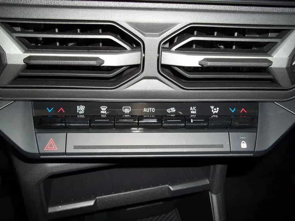 Dacia Bigster TCe 140 Journey 4x2 10/2025-photo-23