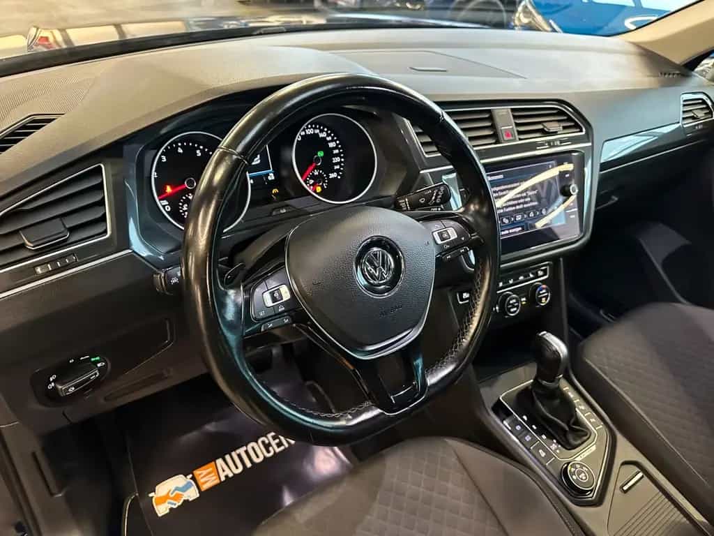 Volkswagen Tiguan Comfortline BMT/Start-Stopp 4Motion *Pano 12/2017-photo-34