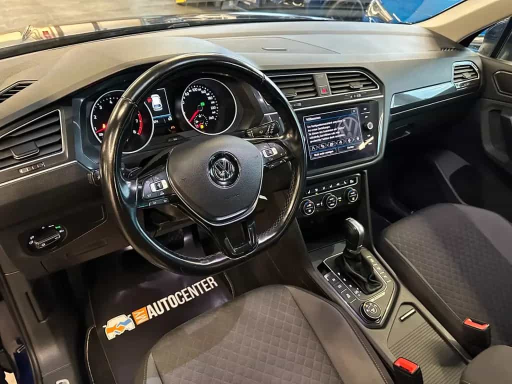 Volkswagen Tiguan Comfortline BMT/Start-Stopp 4Motion *Pano 12/2017-photo-35