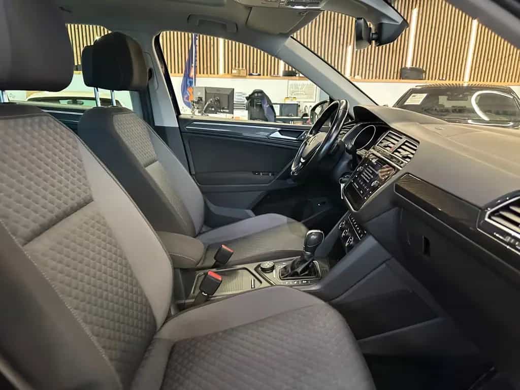 Volkswagen Tiguan Comfortline BMT/Start-Stopp 4Motion *Pano 12/2017-photo-47