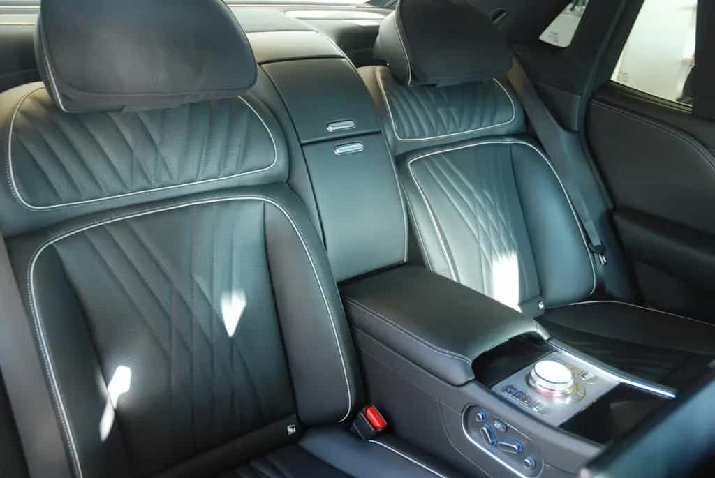 Genesis G90 3.5T MHEV Luxury Plus AWD 4-Sitzer 11/2024-photo-10