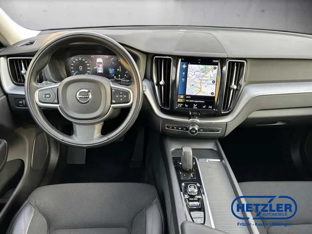 Volvo XC60 Momentum Pro 2WD AHK Navi Digitales Cockpit 04/2021-photo-10
