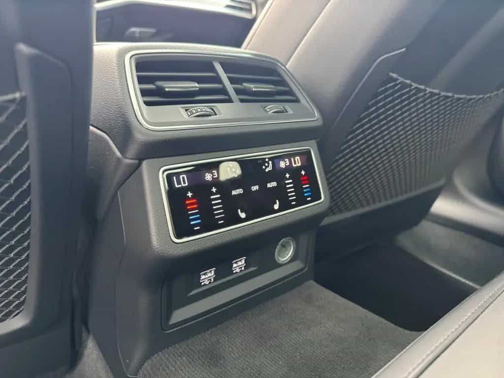 Audi A6 50 TDI quattro design HUD Luftfederung AD Niv 07/2018-photo-29