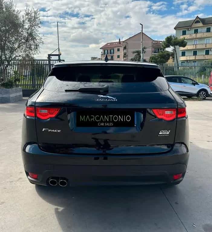 Jaguar F-Pace 2.0 D 180 CV AWD Portfolio 09/2017-photo-6