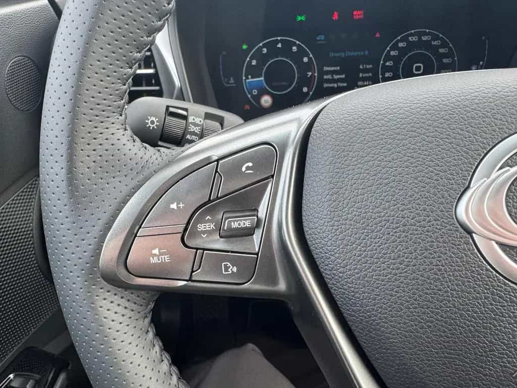 KGM Tivoli Essential Navi, SHZ null-photo-23