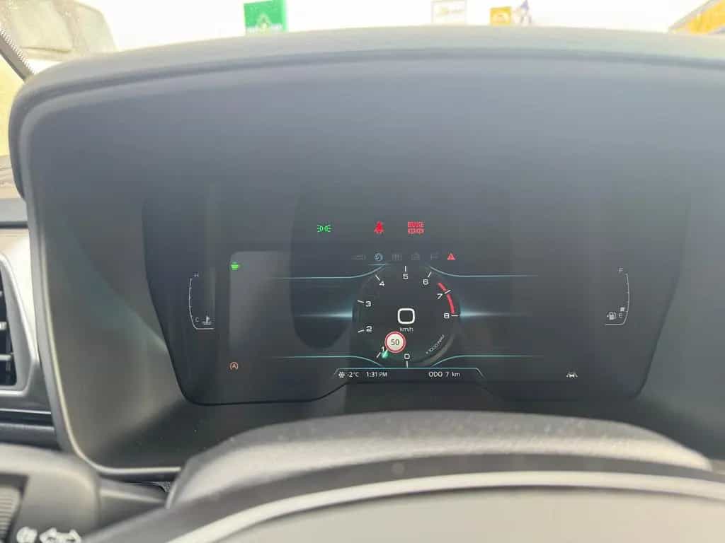 KGM Tivoli Essential Navi, SHZ null-photo-27