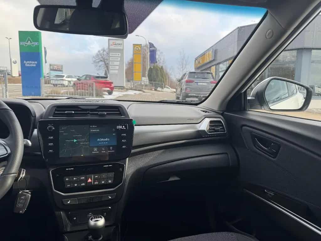 KGM Tivoli Essential Navi, SHZ null-photo-42