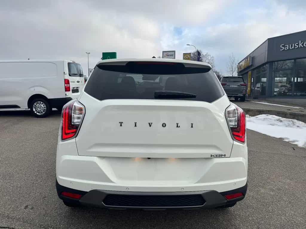KGM Tivoli Essential Navi, SHZ null-photo-8