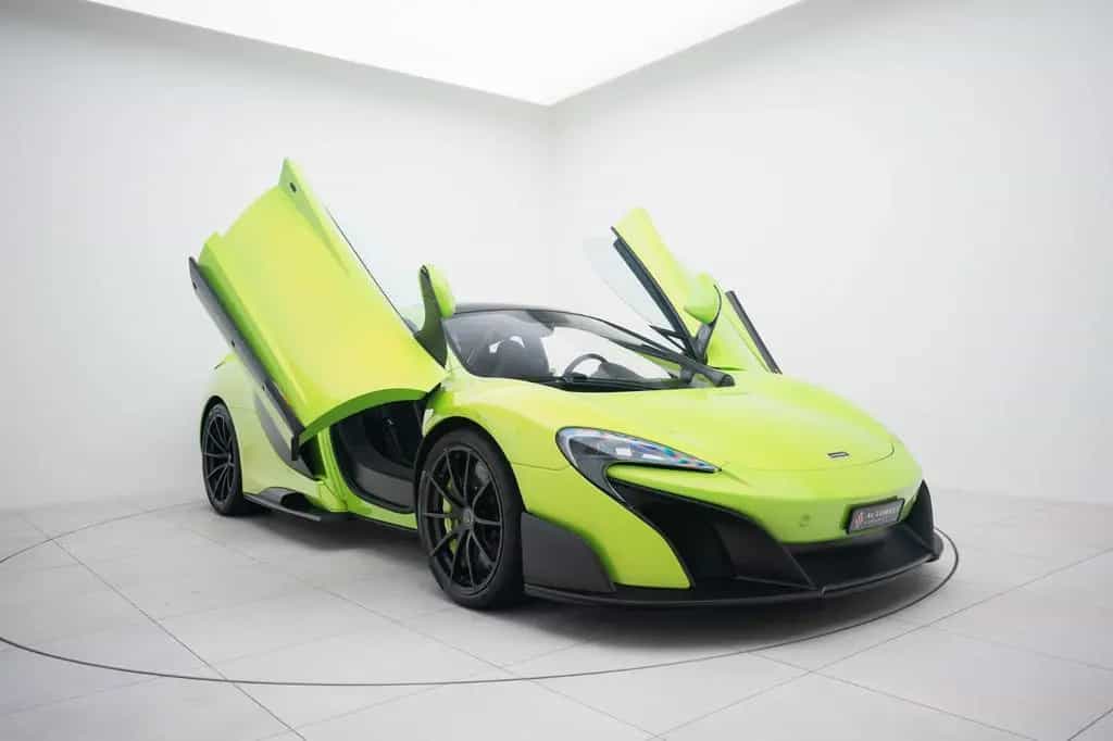 McLaren 675LT 04/2016-photo-0