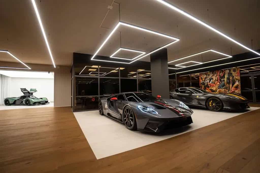 McLaren 675LT 04/2016-photo-14