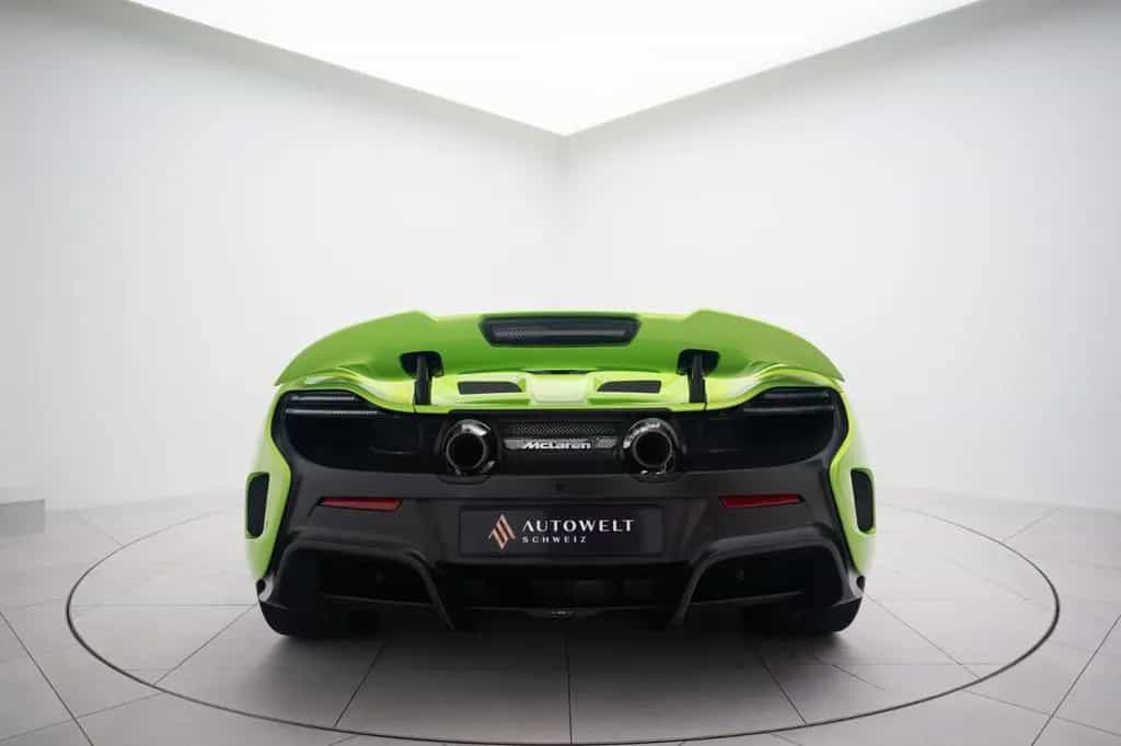 McLaren 675LT 04/2016-photo-4