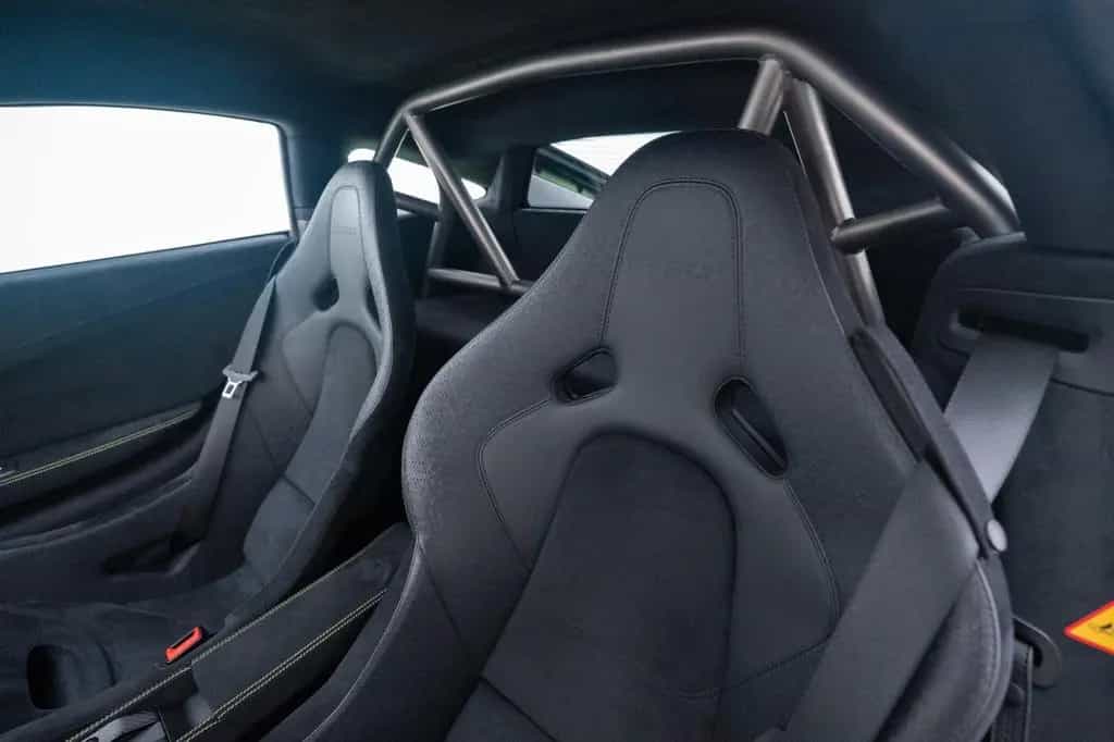 McLaren 675LT 04/2016-photo-7