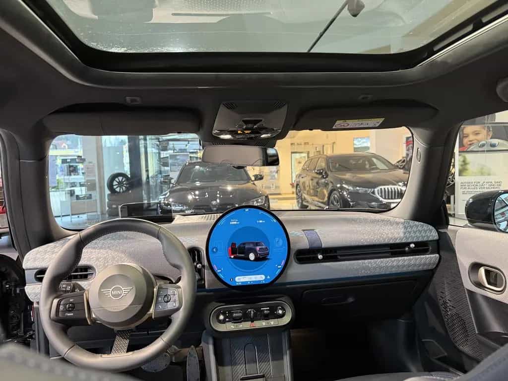 MINI Cooper S Favoured Trim 3-trg. 11/2024-photo-16