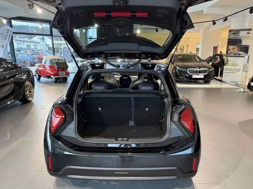 MINI Cooper S Favoured Trim 3-trg. 11/2024-photo-21