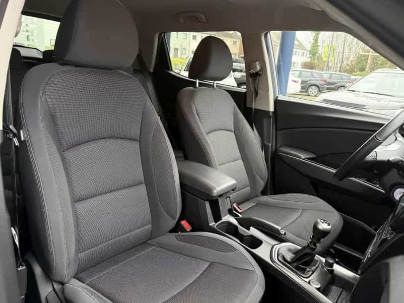 KGM Tivoli 6MT 2WD+Navi+Kamera+Sitzhzg.+Lichtauto. 03/2025-photo-10