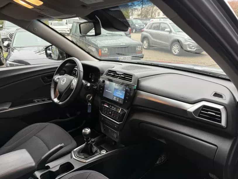 KGM Tivoli 6MT 2WD+Navi+Kamera+Sitzhzg.+Lichtauto. 03/2025-photo-11