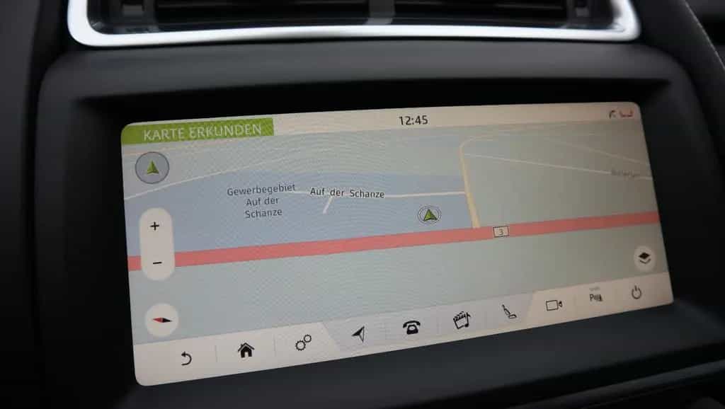Jaguar E-Pace R-Dynamic S - Pano LED ACC Navi 05/2020-photo-12