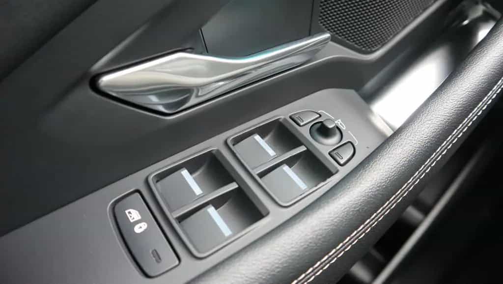 Jaguar E-Pace R-Dynamic S - Pano LED ACC Navi 05/2020-photo-21