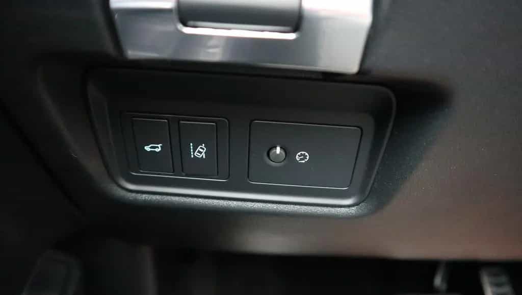 Jaguar E-Pace R-Dynamic S - Pano LED ACC Navi 05/2020-photo-22