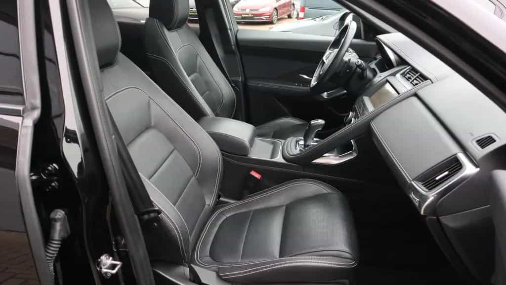 Jaguar E-Pace R-Dynamic S - Pano LED ACC Navi 05/2020-photo-27