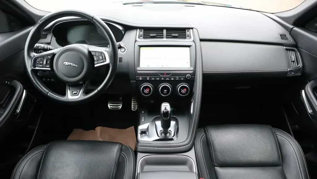 Jaguar E-Pace R-Dynamic S - Pano LED ACC Navi 05/2020-photo-6