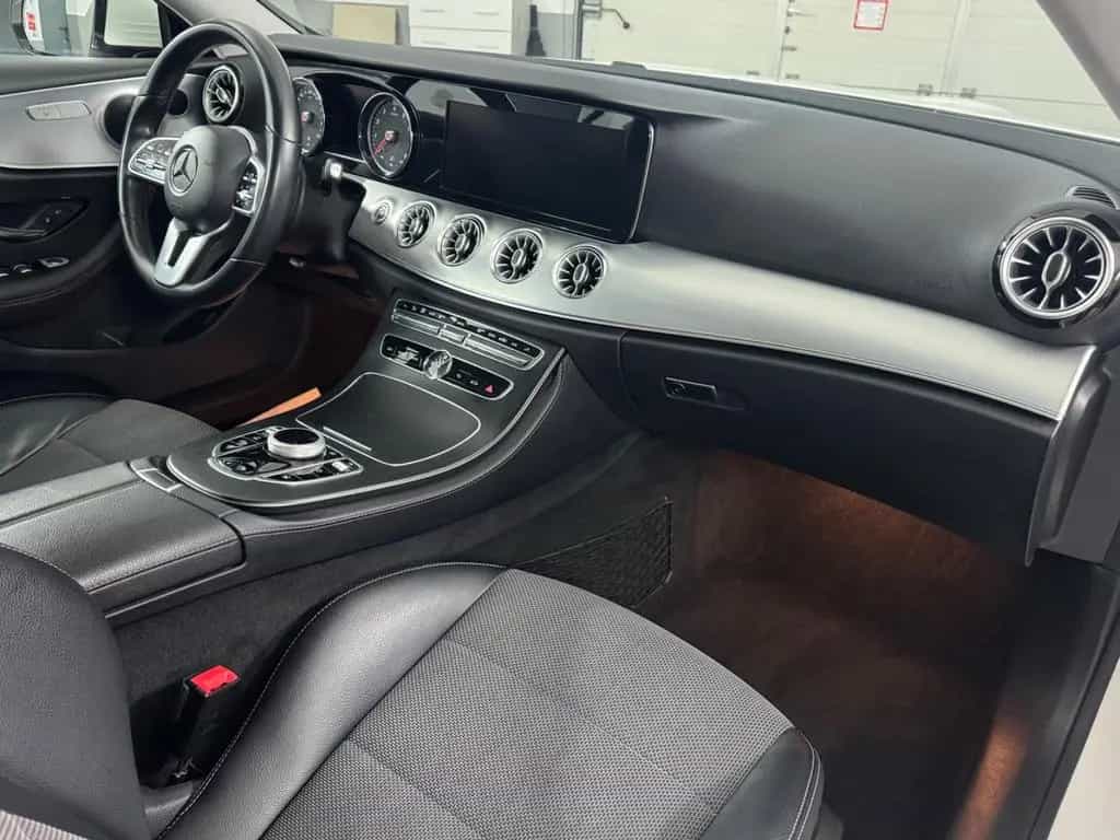 Mercedes-Benz E-Class 200 Coupe *Navi|Panorama|Kamera|Bi-LED* 09/2018-photo-12