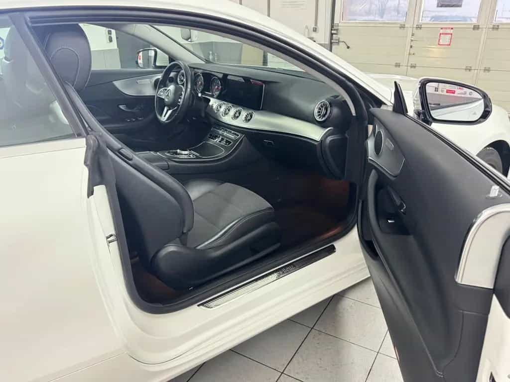 Mercedes-Benz E-Class 200 Coupe *Navi|Panorama|Kamera|Bi-LED* 09/2018-photo-16