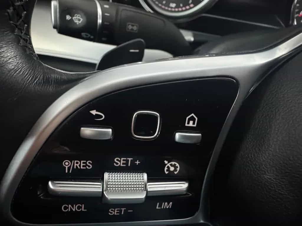 Mercedes-Benz E-Class 200 Coupe *Navi|Panorama|Kamera|Bi-LED* 09/2018-photo-18