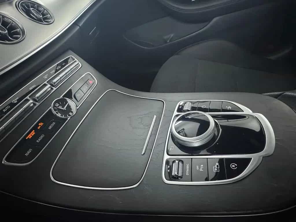Mercedes-Benz E-Class 200 Coupe *Navi|Panorama|Kamera|Bi-LED* 09/2018-photo-21