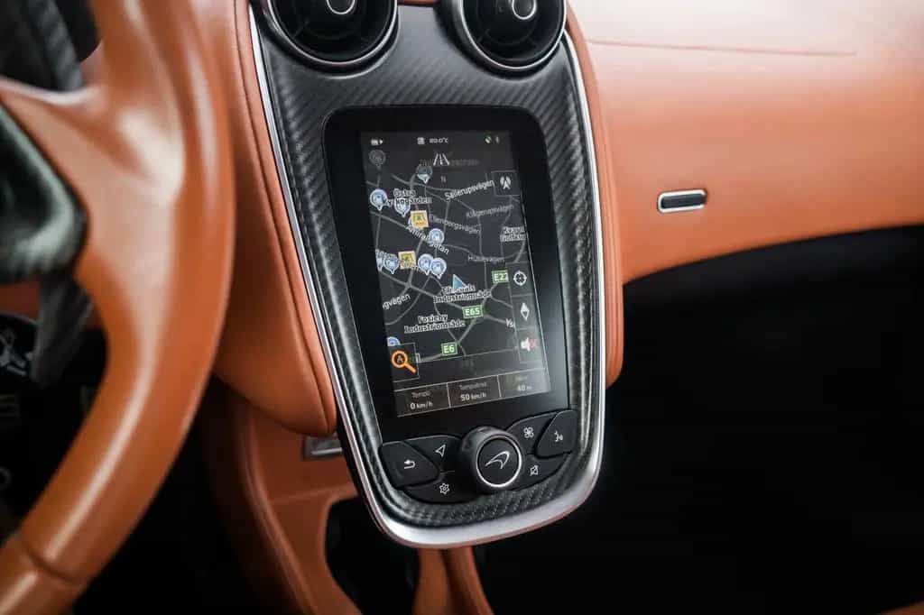 McLaren 570GT / Bowers & Wilkins / Front Lift / MSO 01/2017-photo-13
