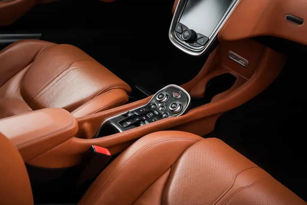 McLaren 570GT / Bowers & Wilkins / Front Lift / MSO 01/2017-photo-20