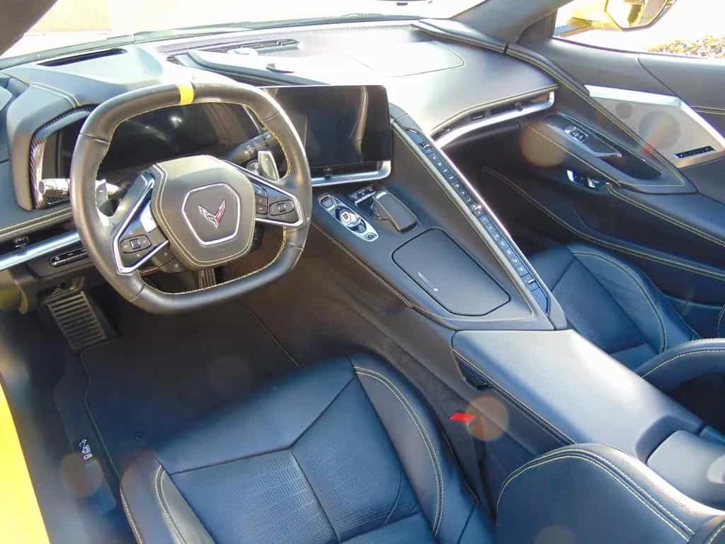 Corvette C8 Cabrio 3LT Europamodell Fahrwerk Front Lift 04/2023-photo-12