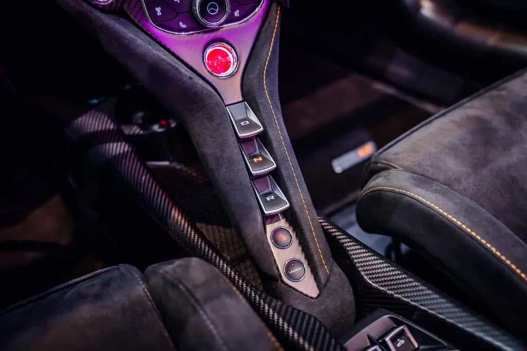McLaren 765 LT Spider *MSO*Carbon*Lift*Park-Assistent* 06/2022-photo-25