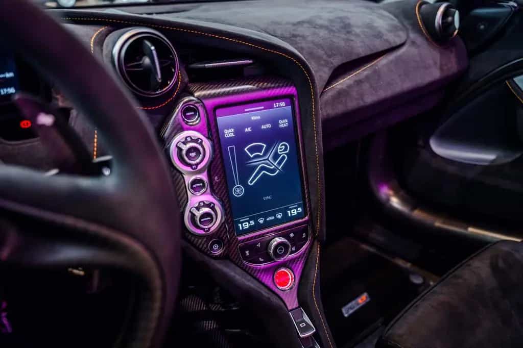 McLaren 765 LT Spider *MSO*Carbon*Lift*Park-Assistent* 06/2022-photo-27
