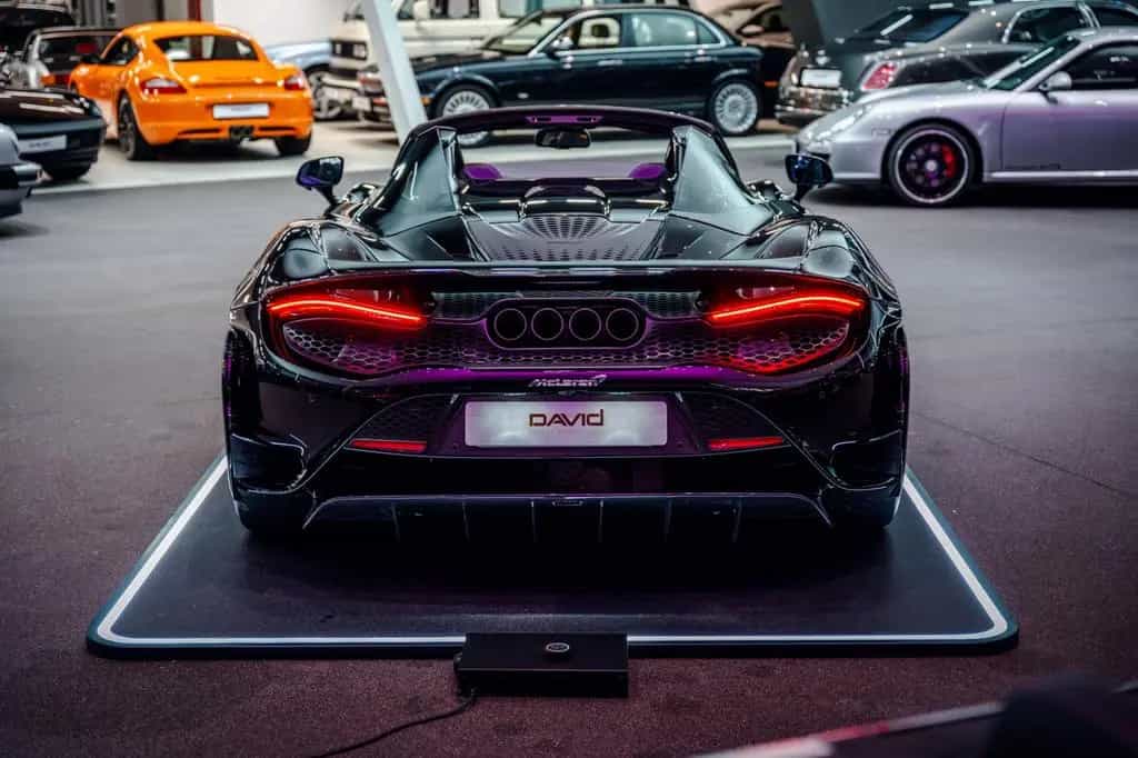 McLaren 765 LT Spider *MSO*Carbon*Lift*Park-Assistent* 06/2022-photo-37